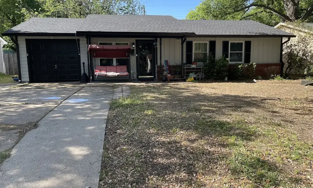 Soffit & Fascia Repair crew at work on a residential roof in Bay Minette